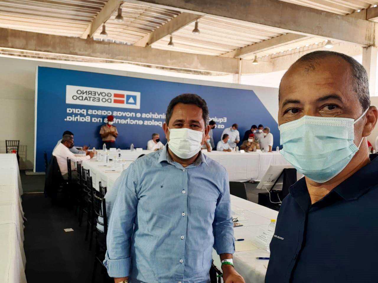 Prefeito Paulo do Gás vai a Salvador receber maquinários do Governo do Estado
